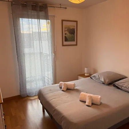 Spacious 3-room, 6-person In Villeurbanne